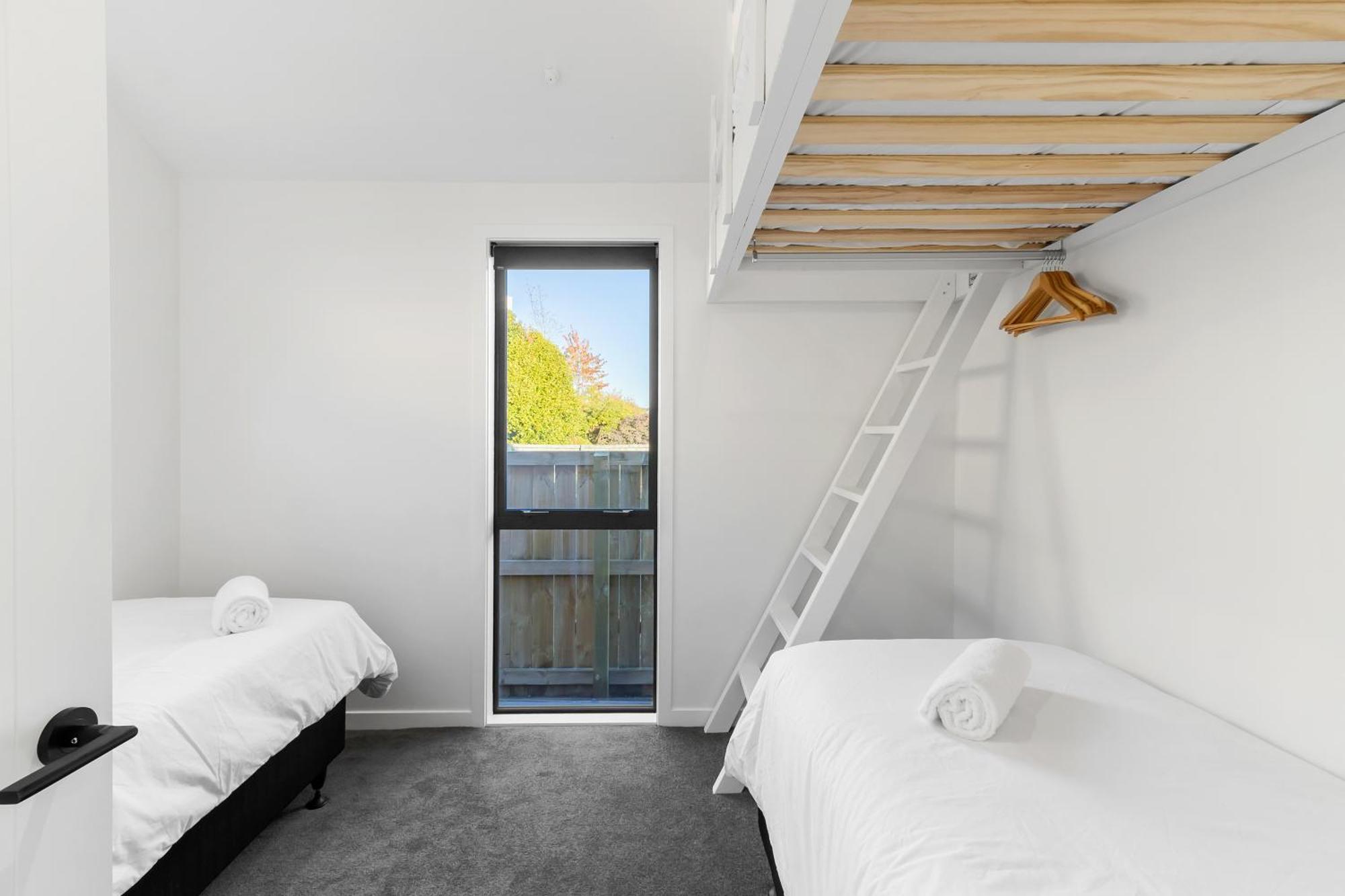Absolute Lakefront House Taupo Exterior photo